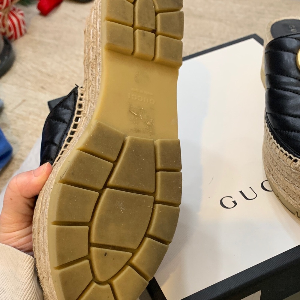 Gucci Black and Gold Espadrille Platform Slides - Picture 6 of 11